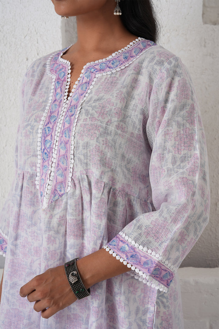 फूलWARI White Kota Doria Kurta Set of 2