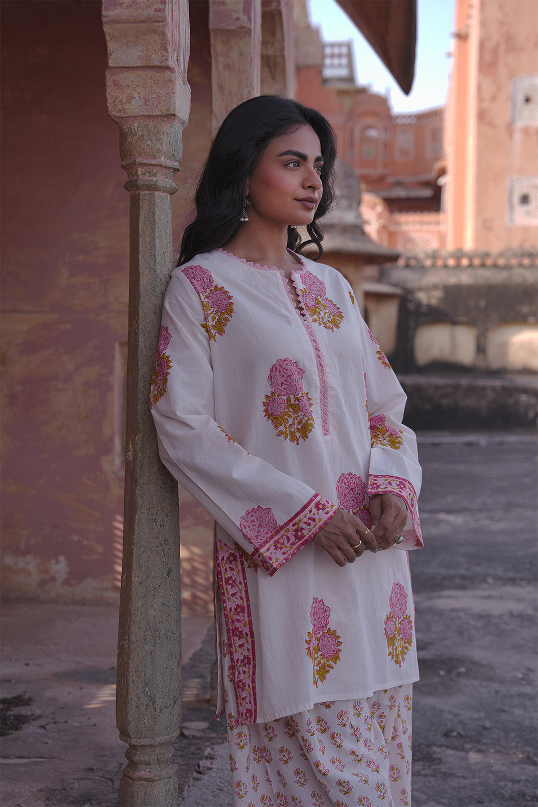 Safaid White Kurta with Pink Buti Farshi Salwar Set of 2