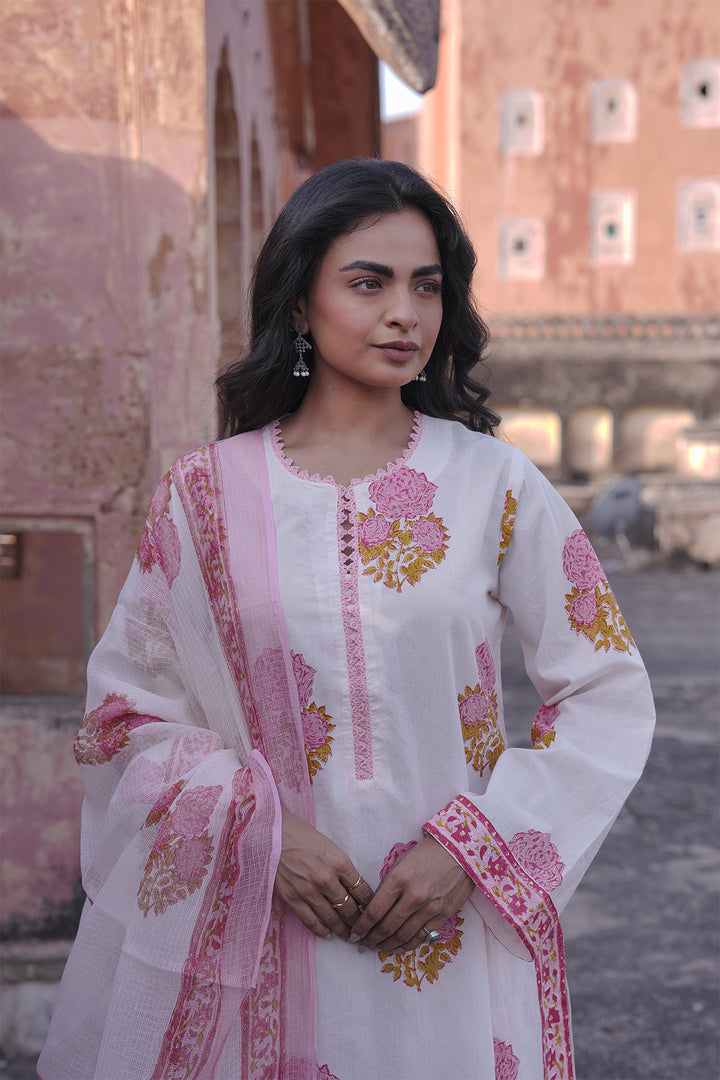 Safaid White Kurta with Pink Buti Farshi Salwar Set of 3