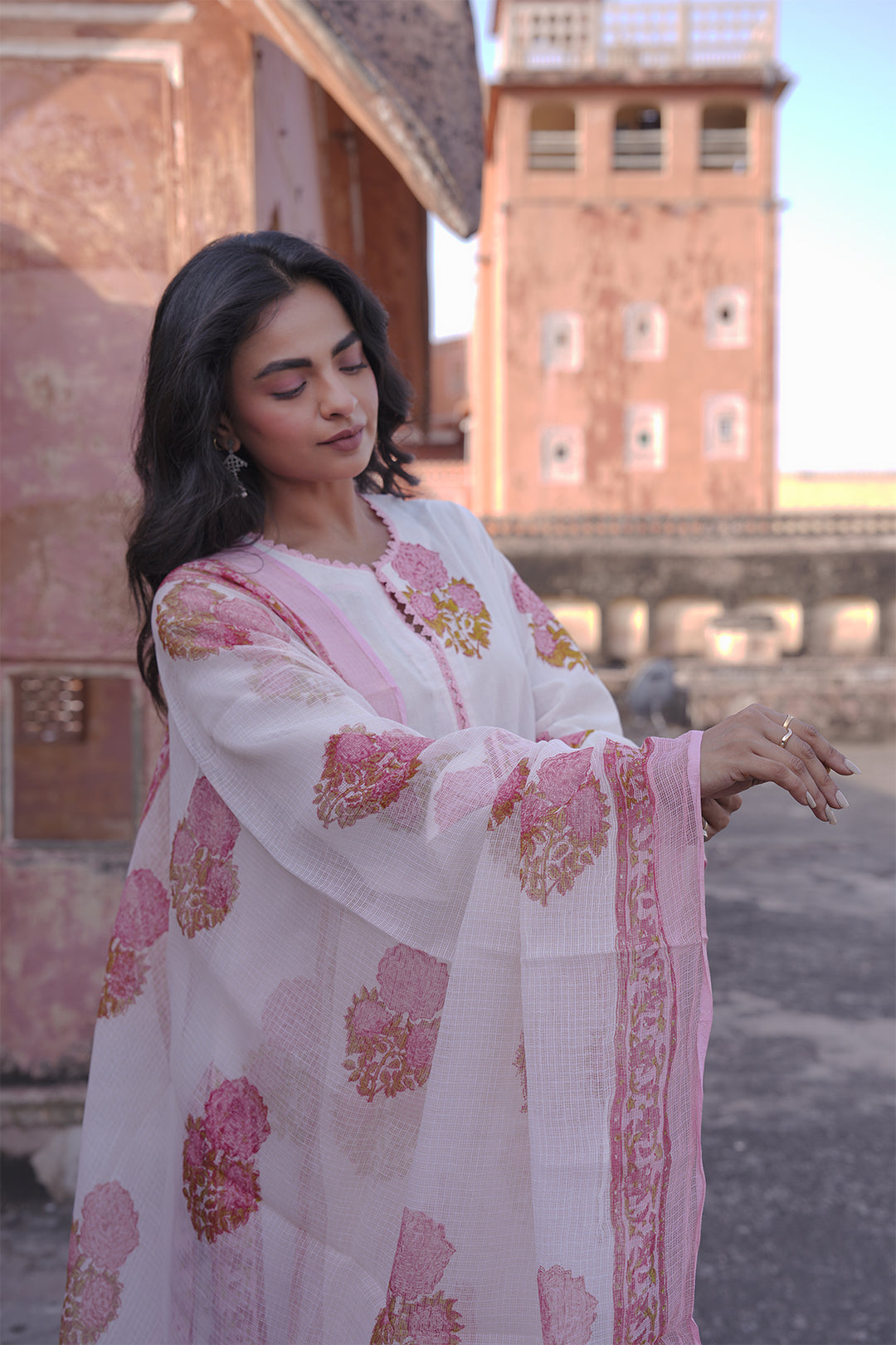 Safaid White Kurta with Pink Buti Farshi Salwar Set of 3