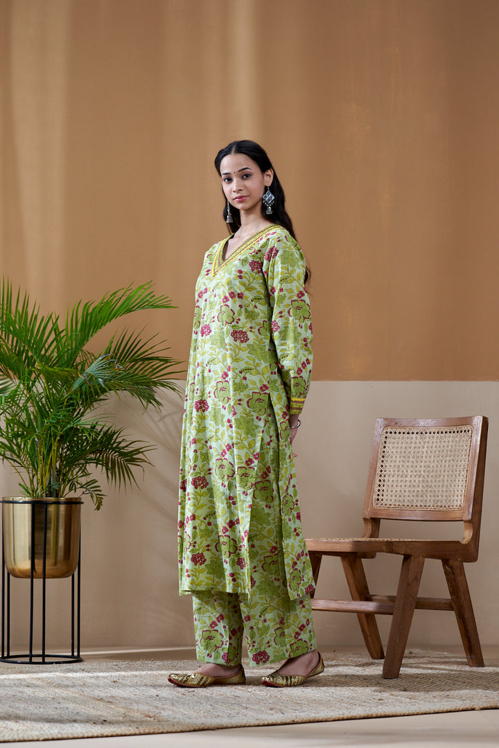 Gulab Green Cotton Suit Set of 3