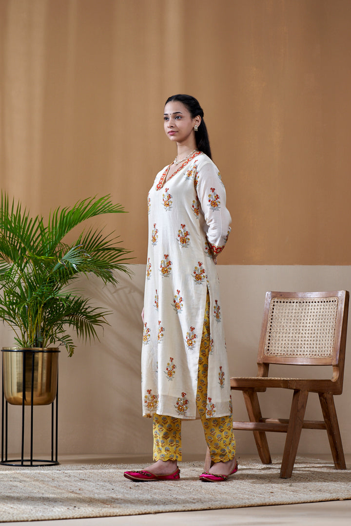 Zarin Off White Buta Chanderi Suit Set of 3