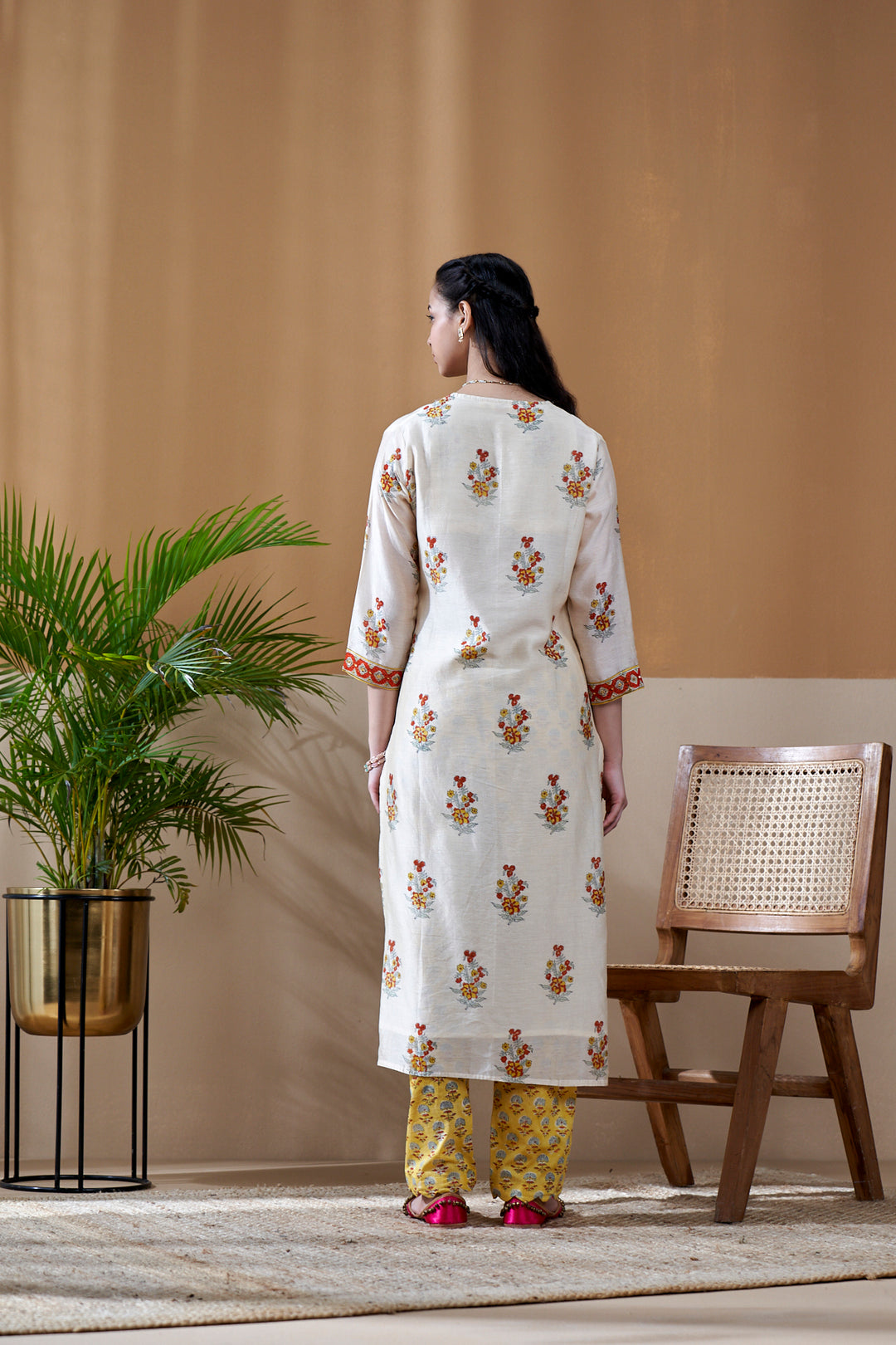Zarin Off White Buta Chanderi Suit Set of 3