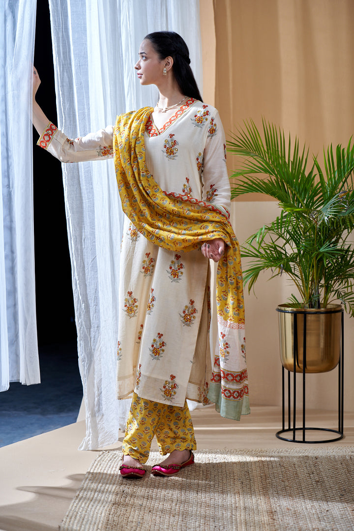Zarin Off White Buta Chanderi Suit Set of 3