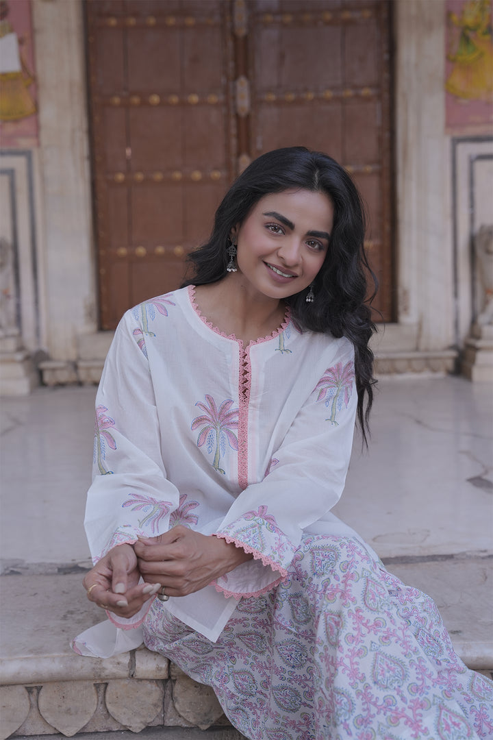 Safaid White Kurta with Pink Jaal Farshi Salwar Set of 2