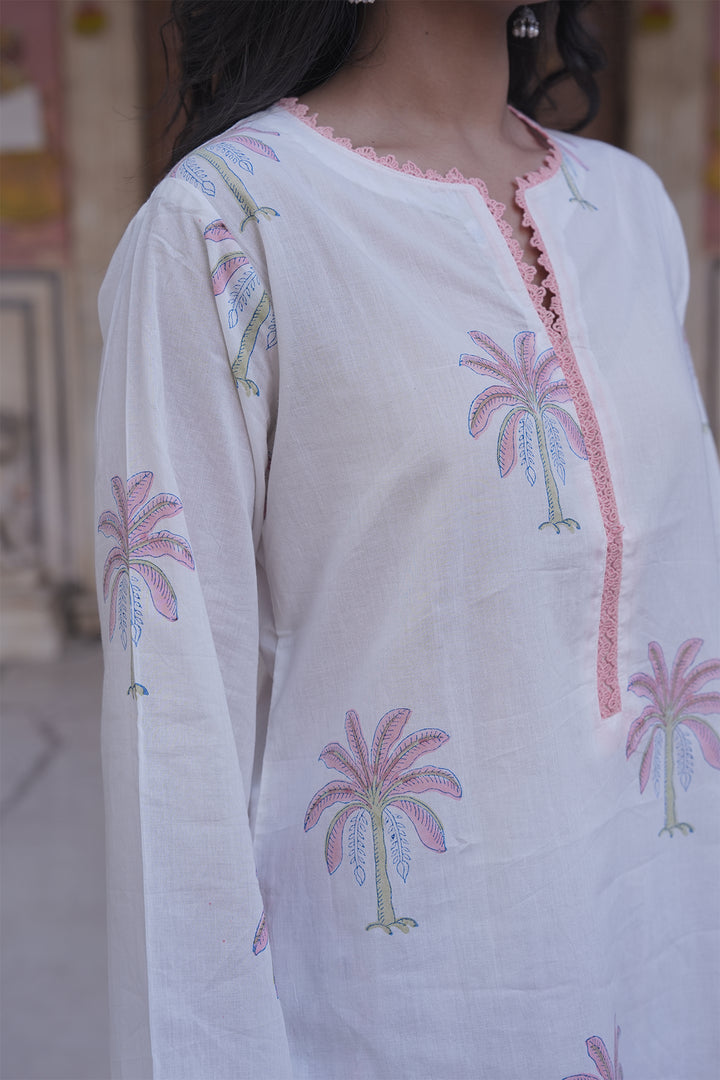 Safaid White Kurta with Pink Jaal Farshi Salwar Set of 2