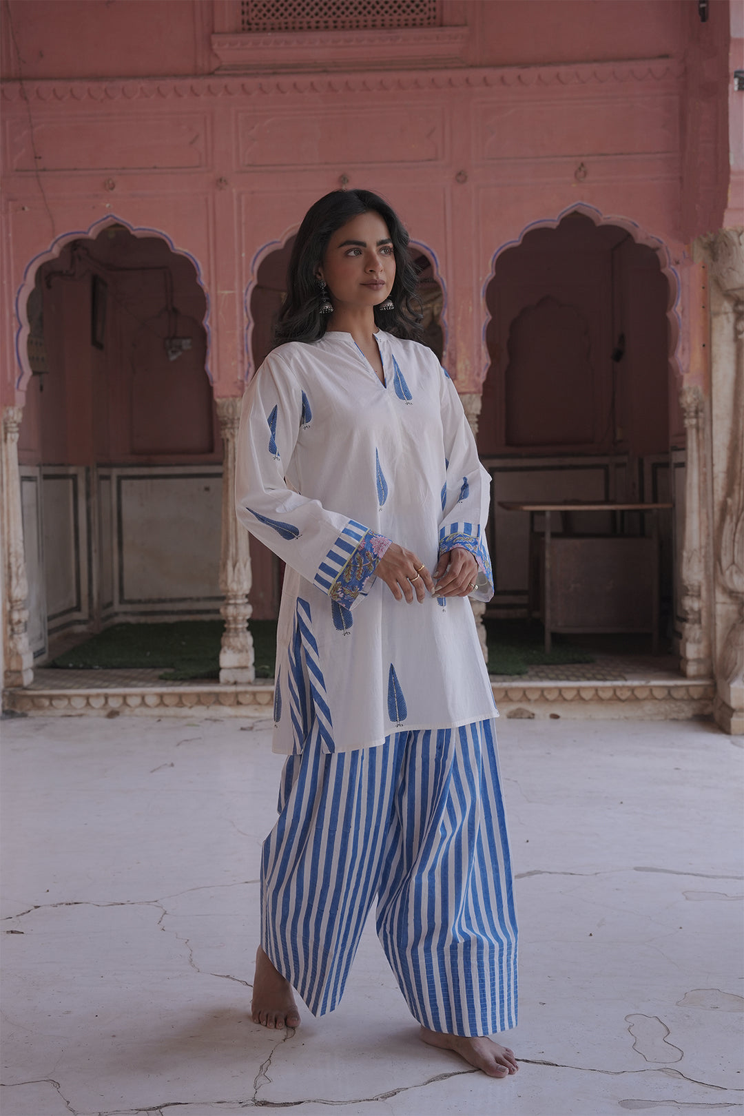 Safaid White Kurta with Blue Farshi Salwar Set of 2