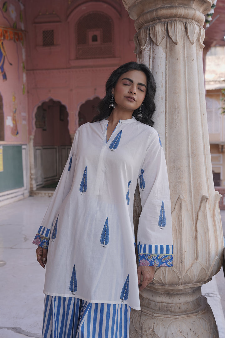 Safaid White Kurta with Blue Farshi Salwar Set of 2