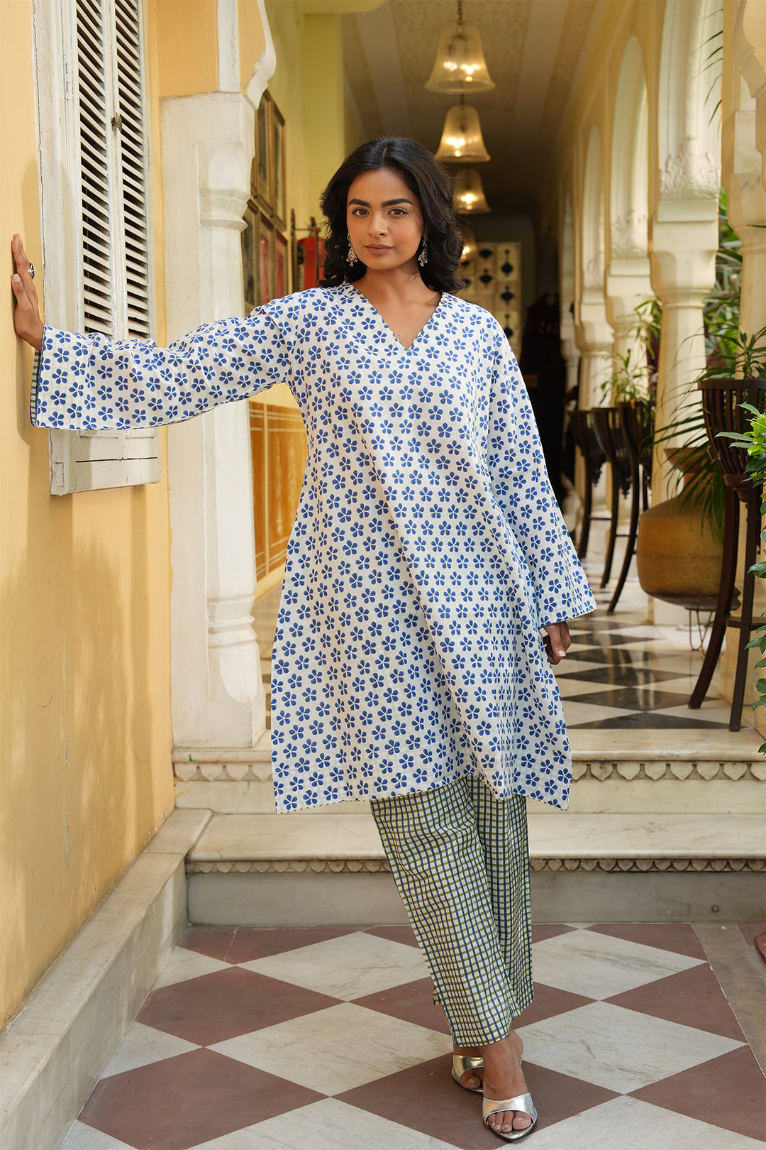 Pihu Blue Block Printed Cotton Kurta & Pant Set of 2
