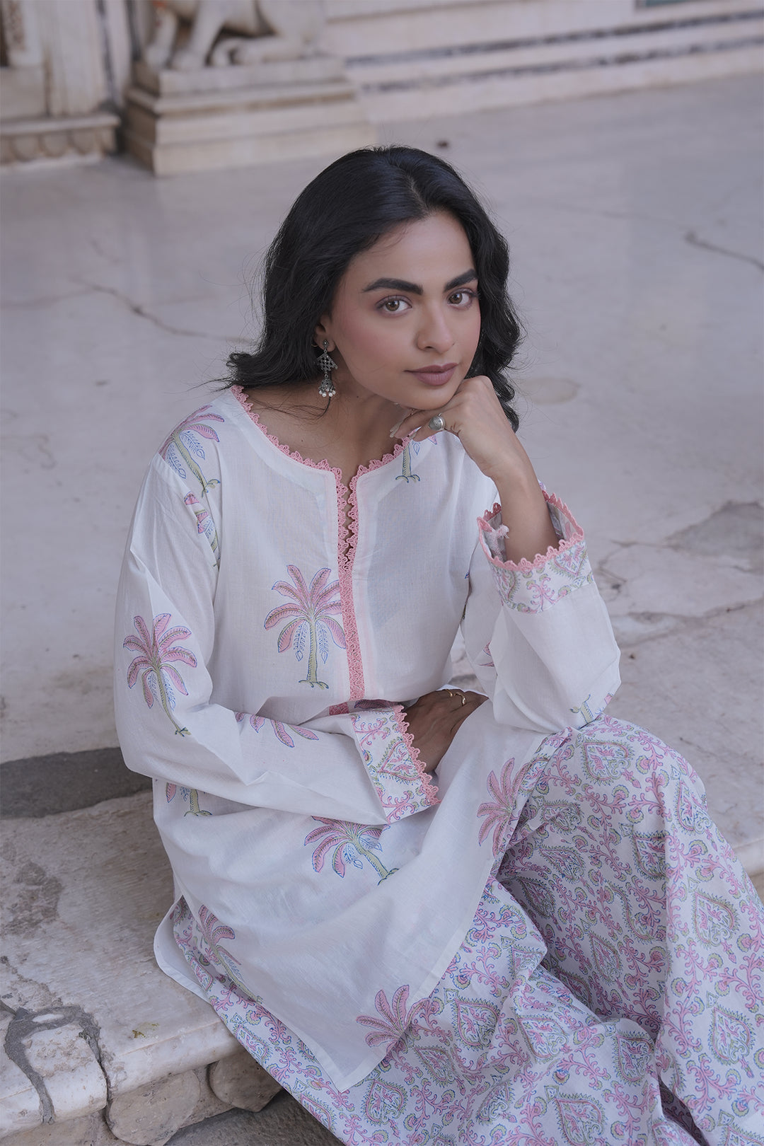 Safaid White Kurta with Pink Jaal Farshi Salwar Set of 2