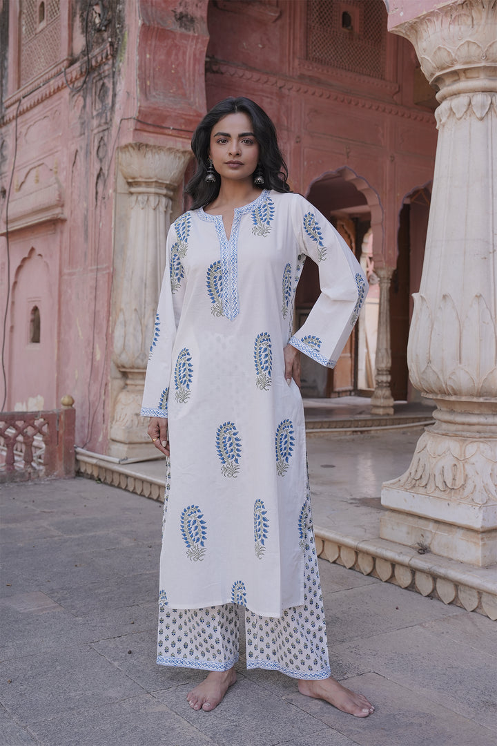 Safaid White Block Printed Kurta with Pant set of 2