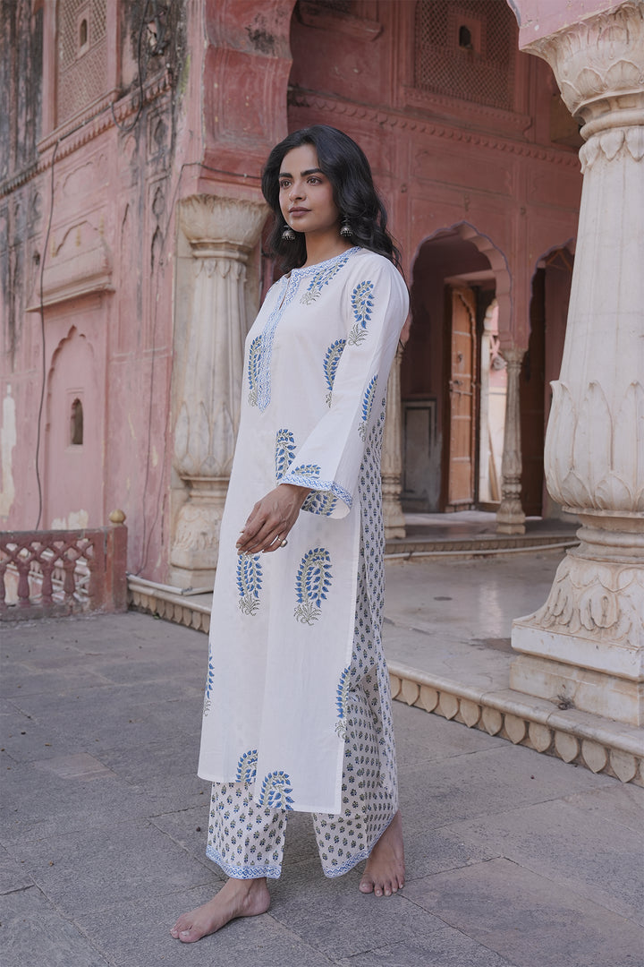 Safaid White Block Printed Kurta with Pant set of 2