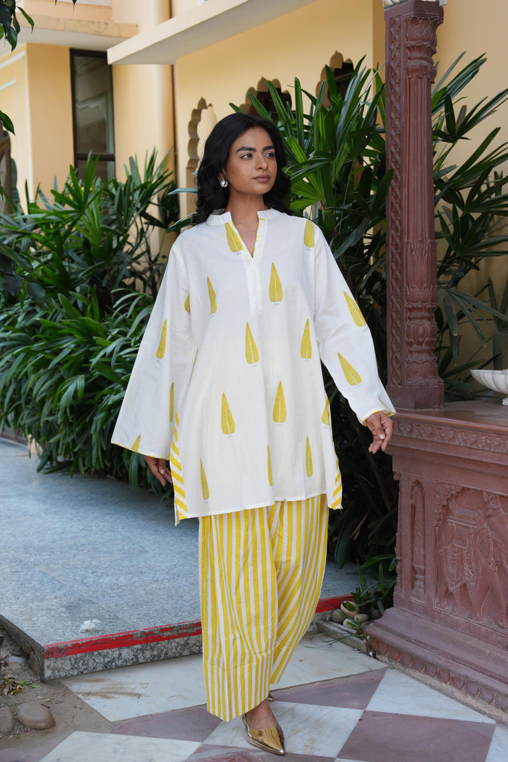 Pihu White Block Printed Cotton Kurta with Farshi Salwar Set of 2