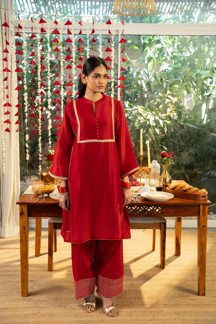 Rivaaz Red Plain Chanderi Short Kurta with Farshi Set of 2