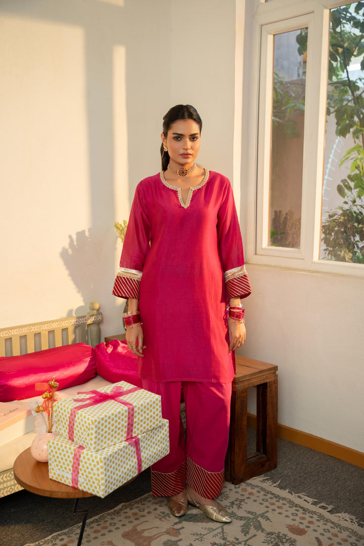 Rivaaz Pink Plain Chanderi Kurta Set of 2