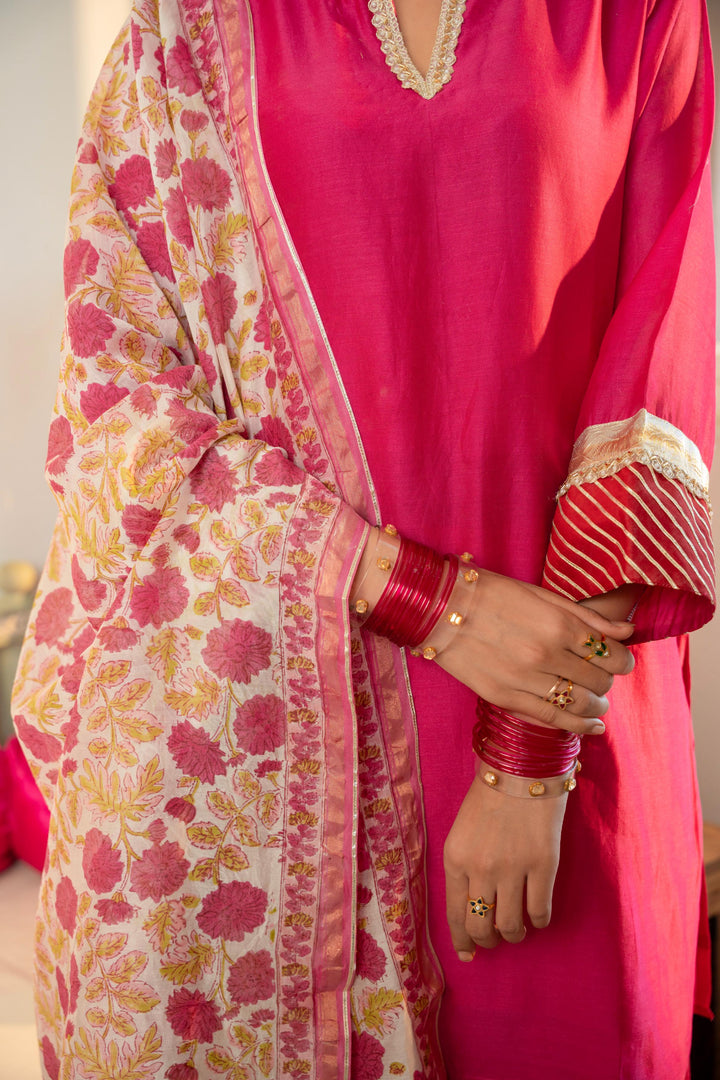 Rivaaz Pink Plain Chanderi Kurta Set of 3