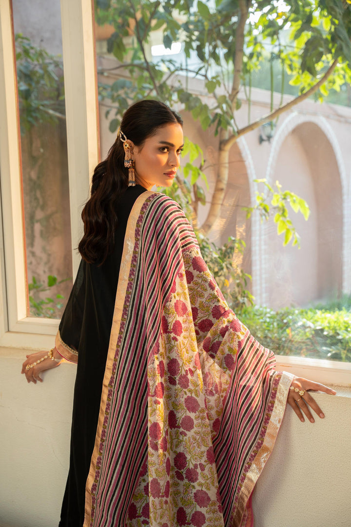 Rivaaz Black Plain A-Line Chanderi Suit Set of 3