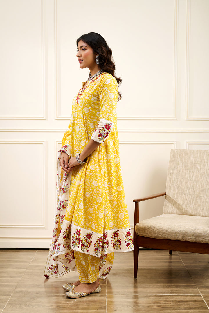 Roohi Yellow A-line Kurta with Pant and Dupatta- Set of 3