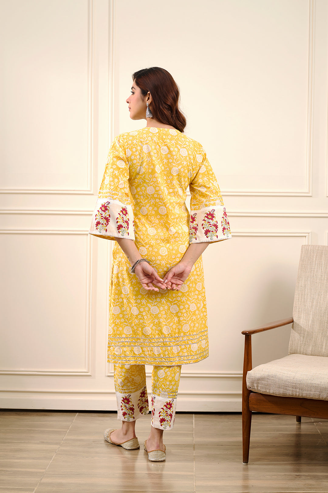 Roohi  Yellow Straight Kurta with Pant - Set of 2