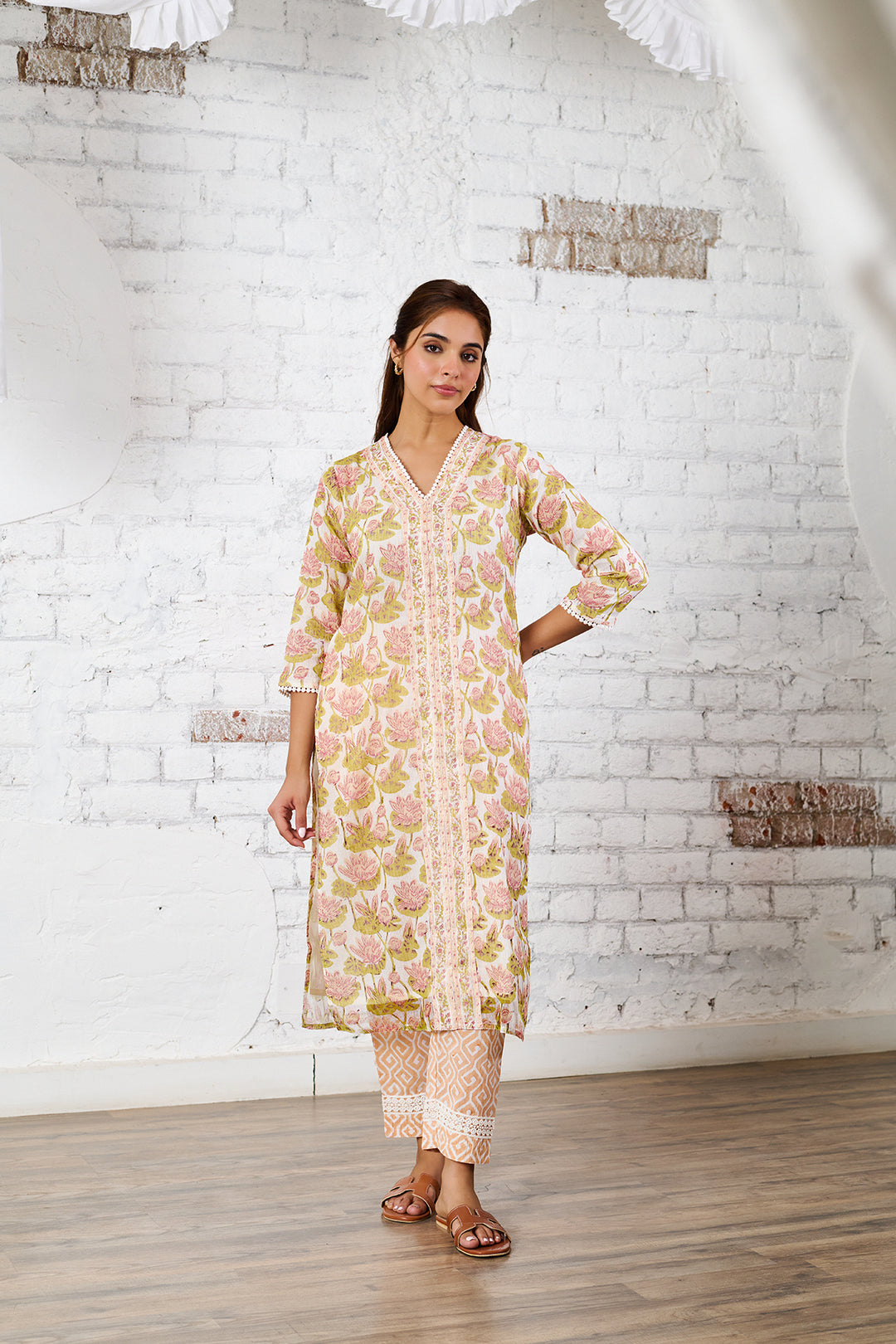 Raahat 2.O lotus Kota Doria Set of 3