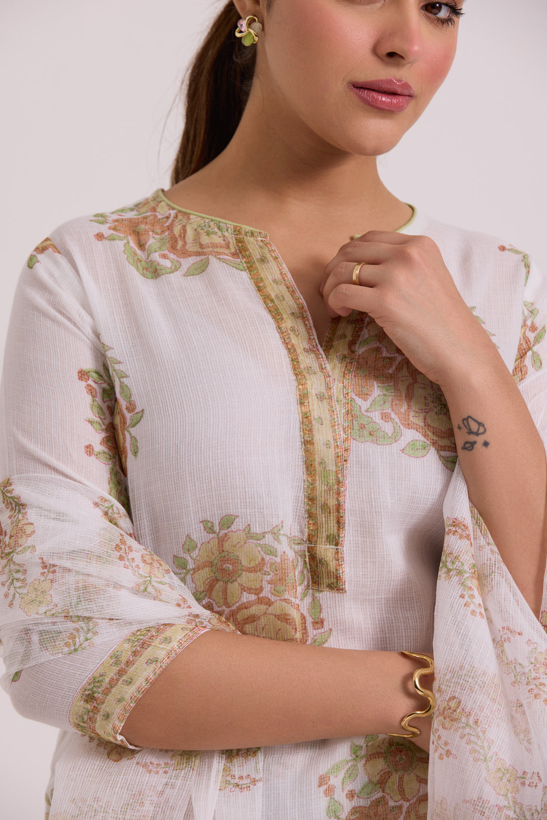 फूलWARI White Olive Gulab Kota Doria Set of 3