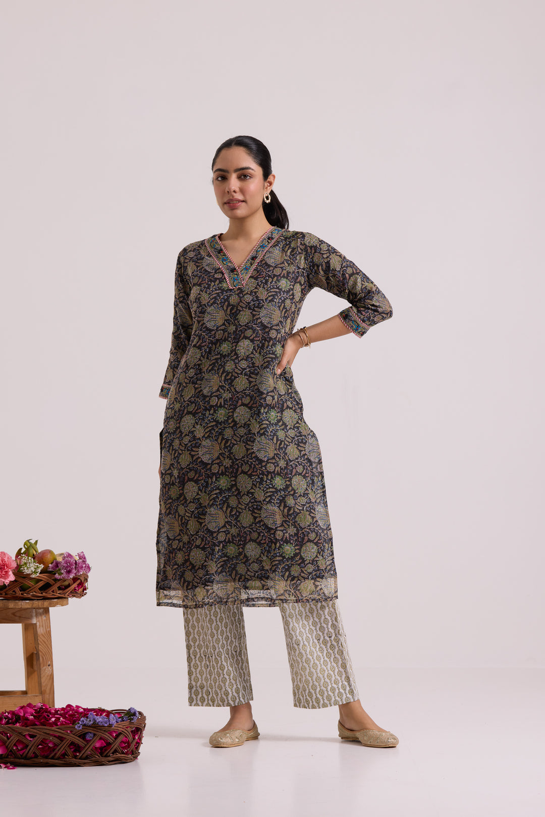 फूलWARI Black & Red Kota Doria Set of 3