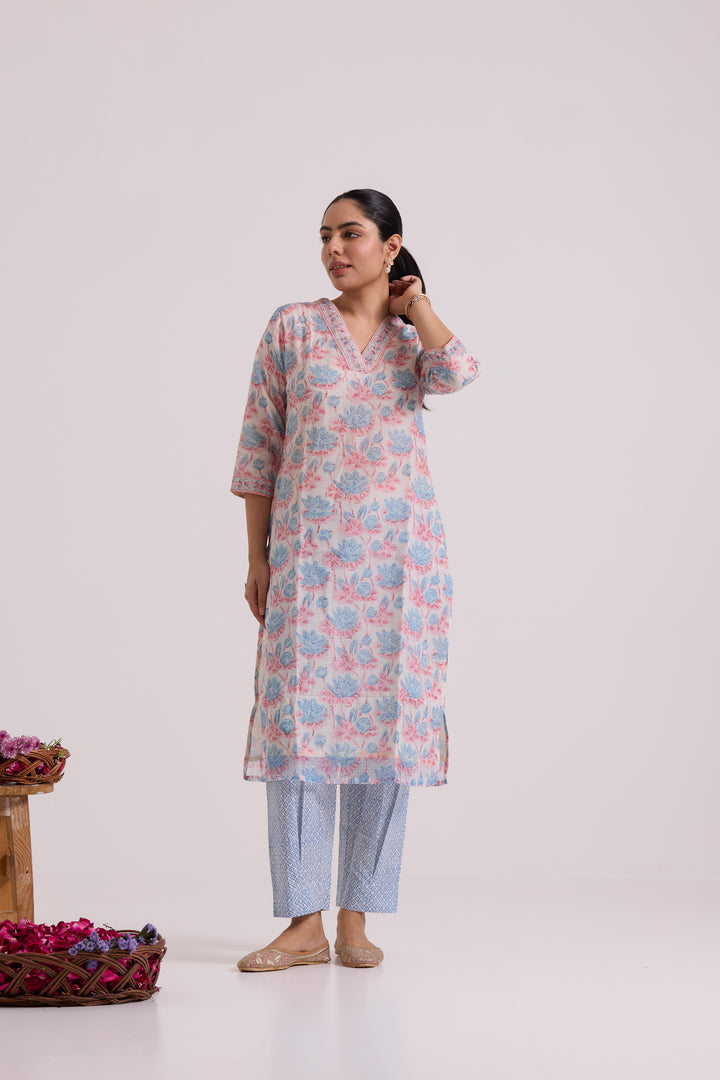 फूलWARI White Lotus Kota Doria Set of 3