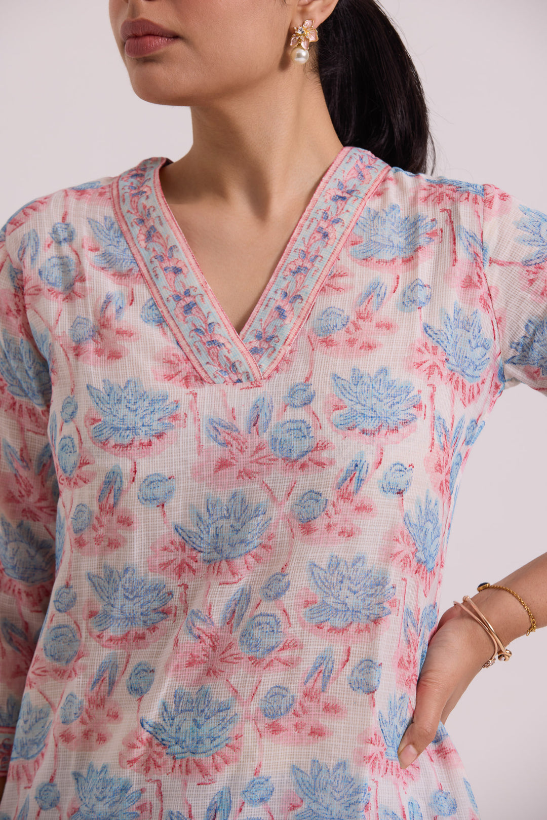 फूलWARI White Lotus Kota Doria Set of 3