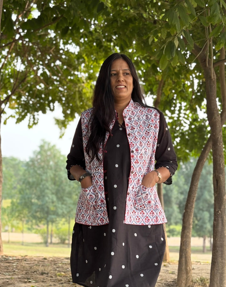 Reversible Quilted Sleeveless Grey Jacket