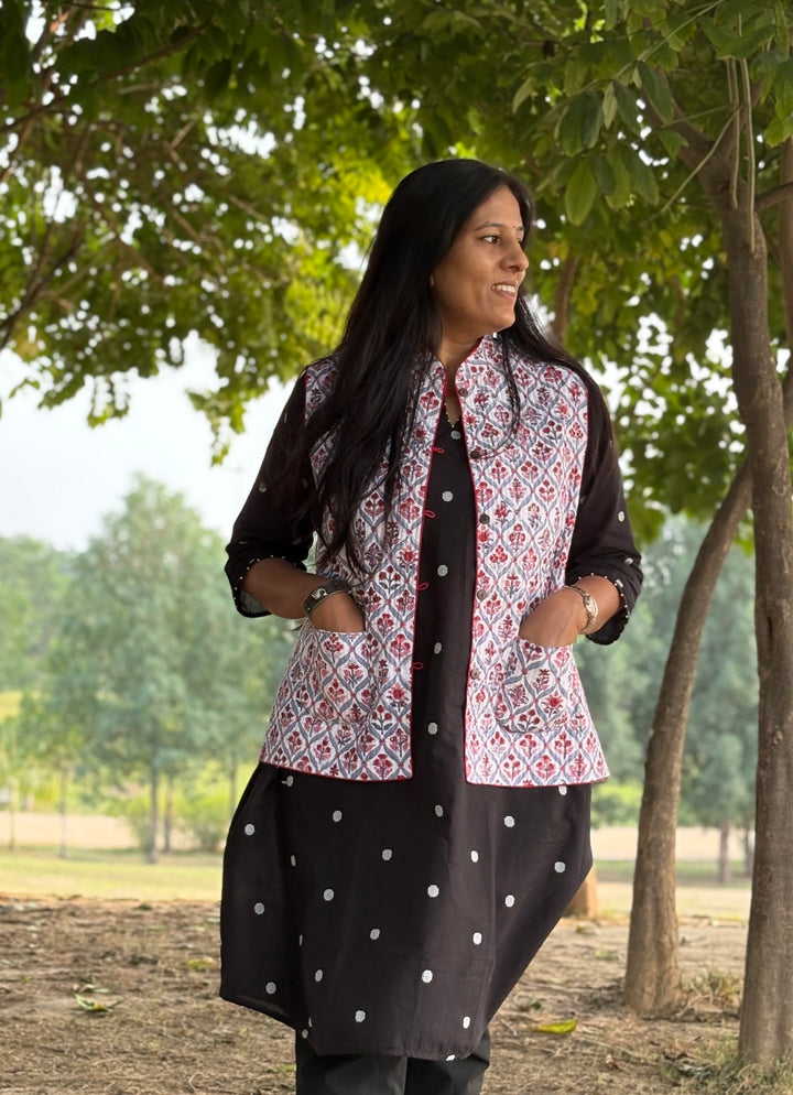 Reversible Quilted Sleeveless Grey Jacket