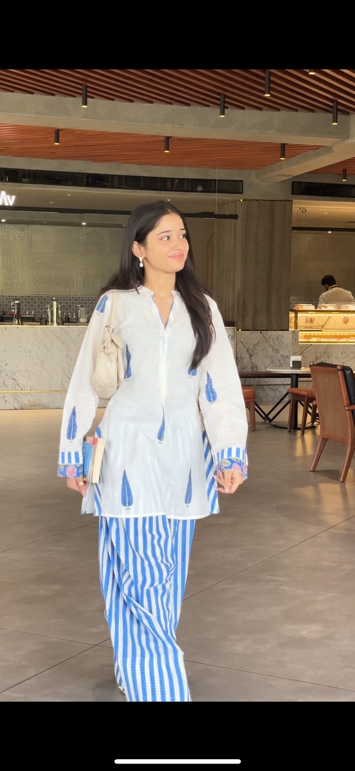 Safaid White Kurta with Blue Farshi Salwar Set of 2