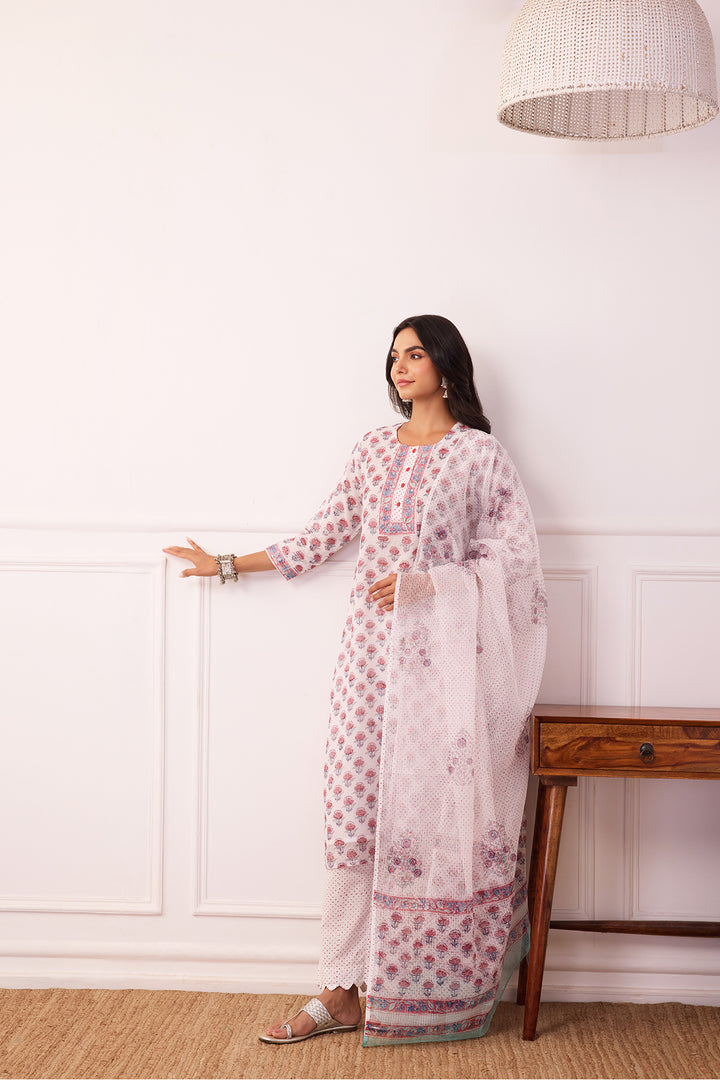 Sukoon White Booti Kota Doria Set of 3