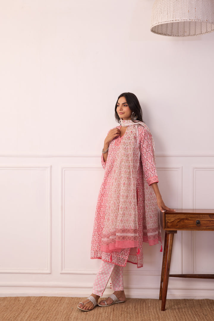 Sukoon Light Pink Jaal Kota Doria Set of 3