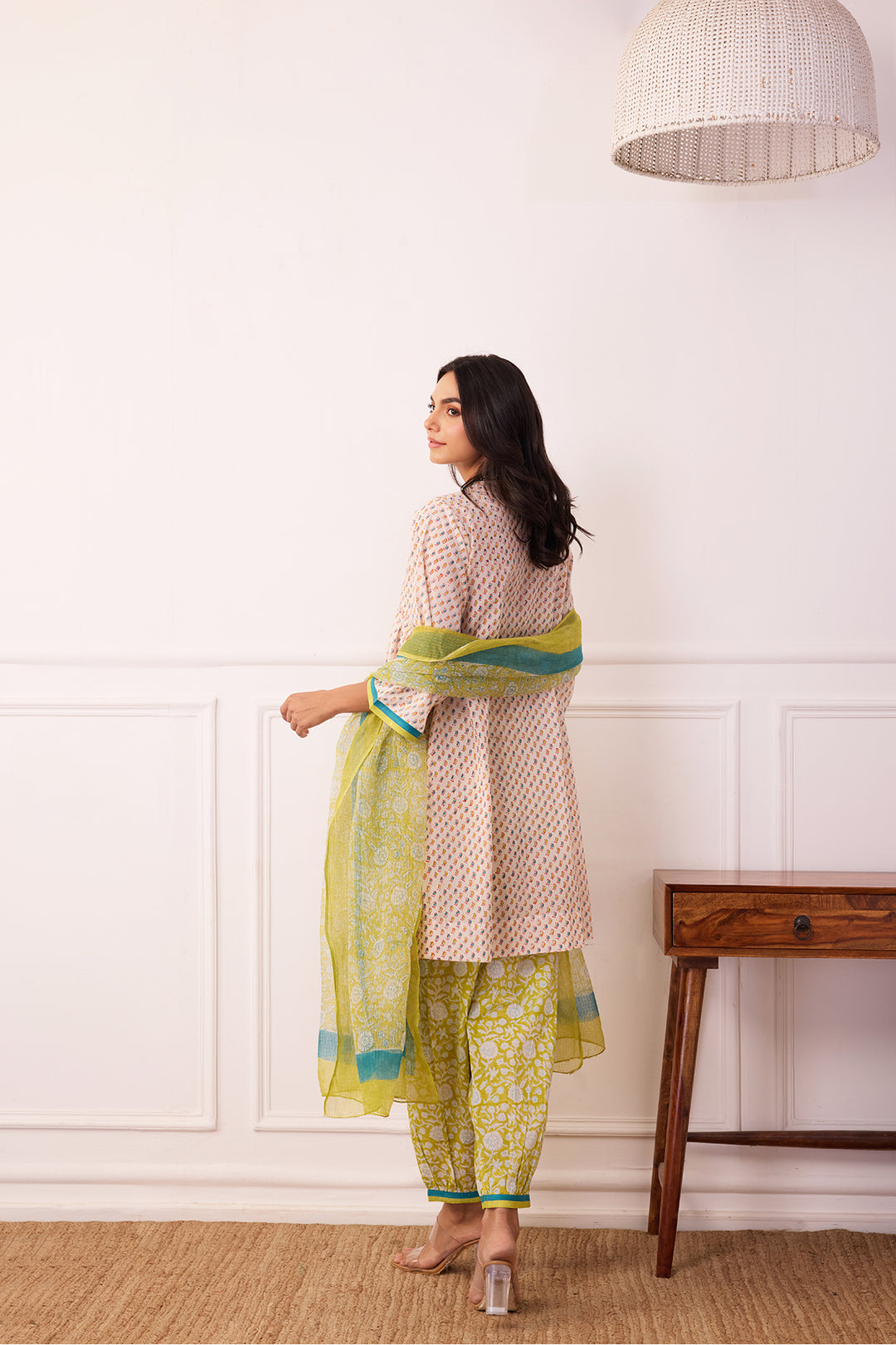 Gul-Posh White & Green Cotton Suit Set of 3