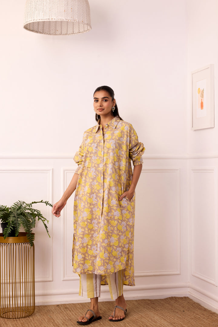 Ambarsariya Brown Long Shirt & Pant Set of 2