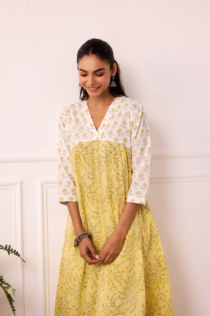 Ambarsariya Yellow Kurta & Pant Set of 2