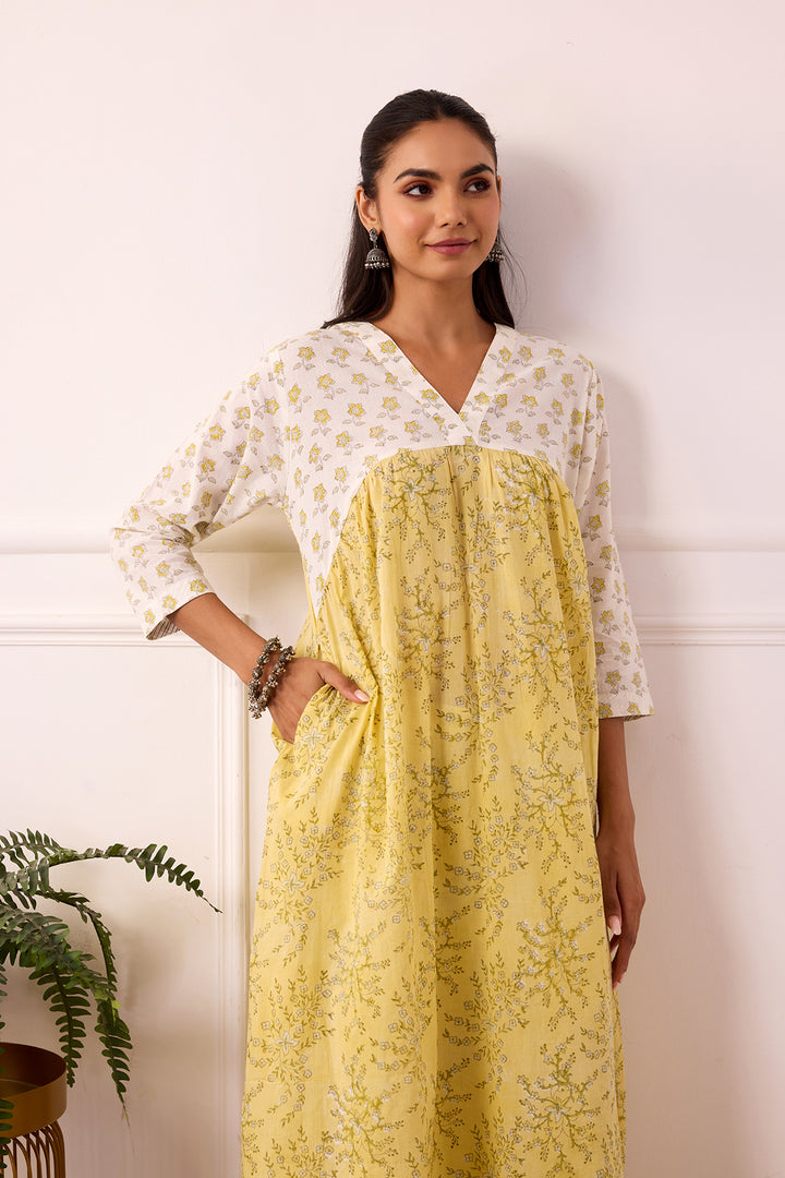 Ambarsariya Yellow Kurta & Pant Set of 2