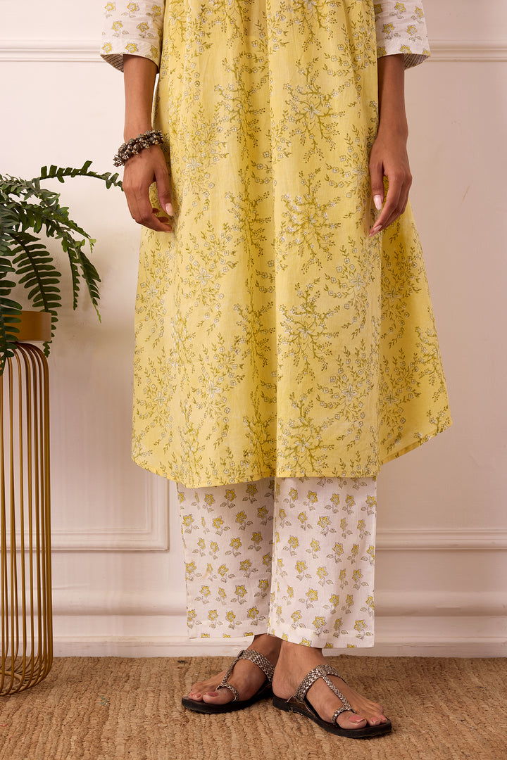 Ambarsariya Yellow Kurta & Pant Set of 2