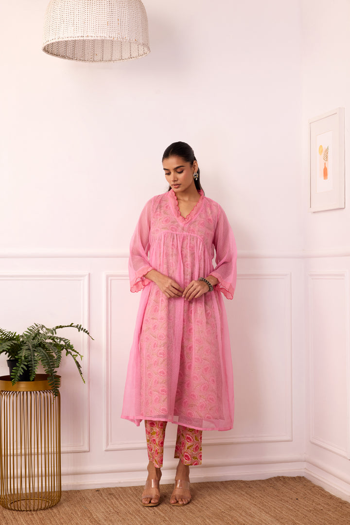 Sukoon Pink Handblock Printed Kota Doria Set with slip set of 3