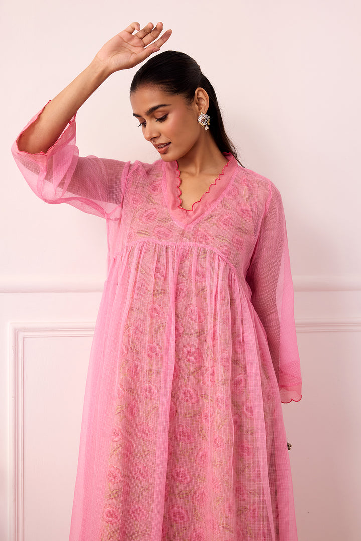 Sukoon Pink Handblock Printed Kota Doria Set with slip set of 3