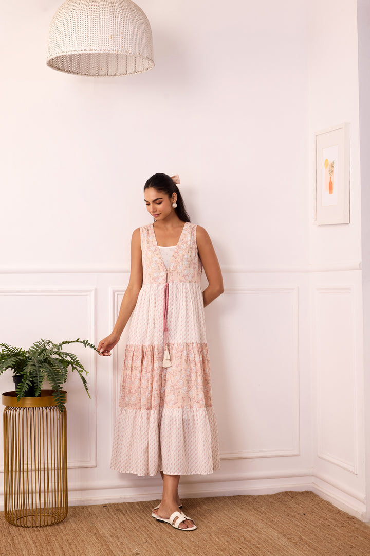 Ambarsariya White & Peach Sleeve Less Frill Dress