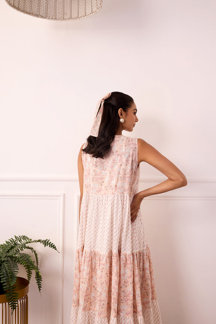 Ambarsariya White & Peach Sleeve Less Frill Dress