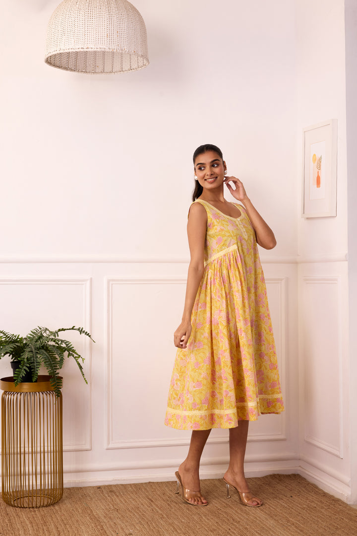 Ambarsariya Yellow Sleeve Less Dress