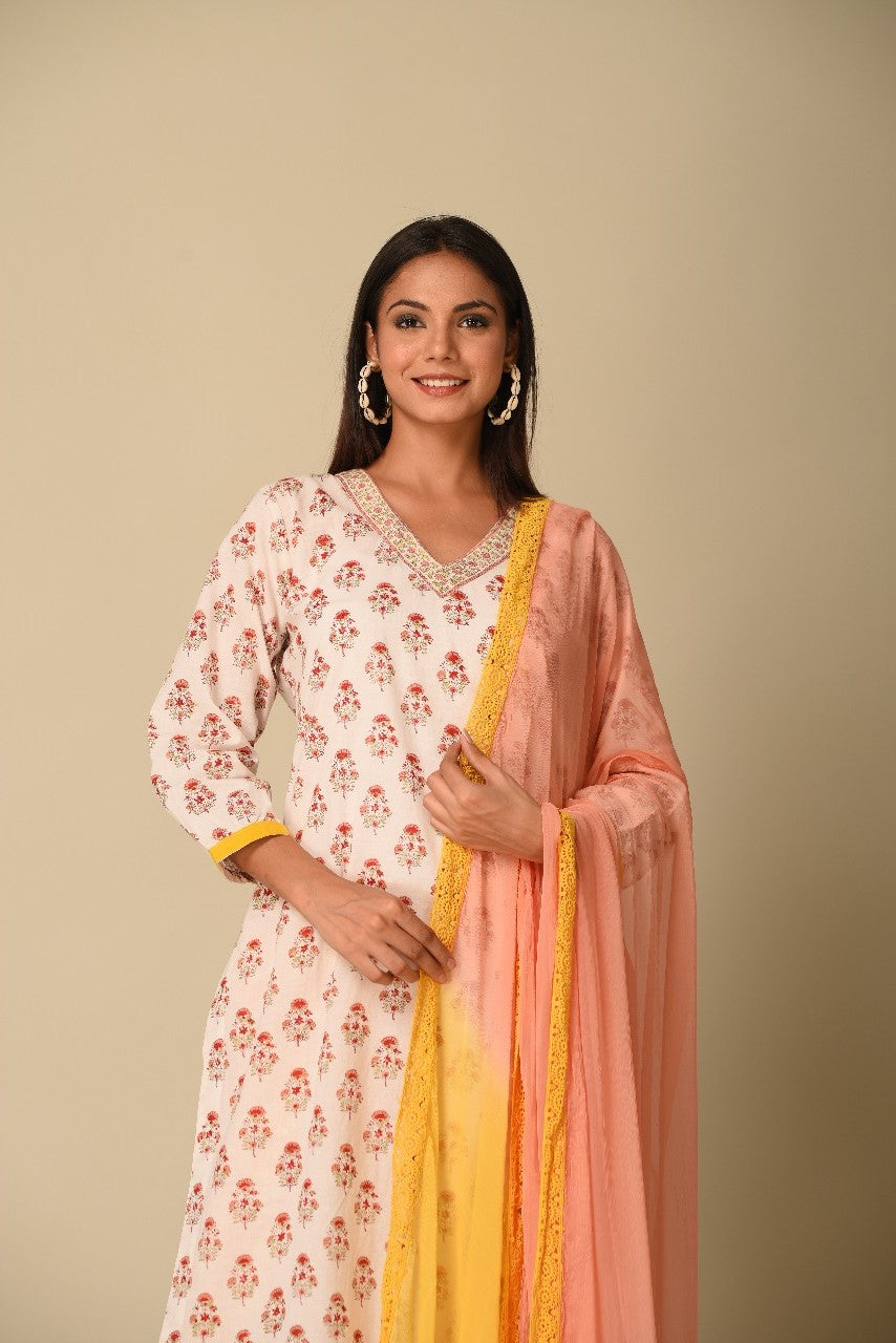 White & Peach Hand Block Printed Short Cotton Kurta Pink Salwar and lace Chiffon Dyed Dupatta