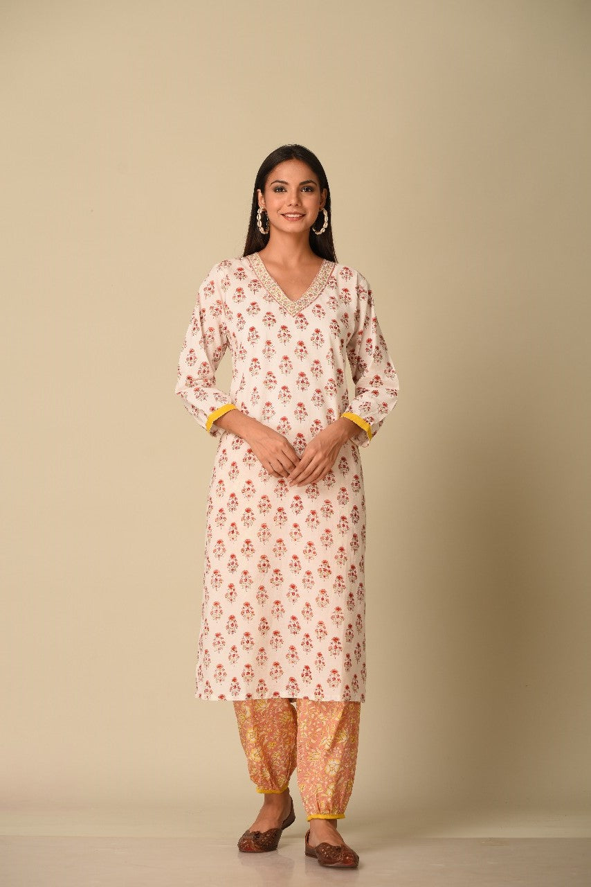 White & Peach Hand Block Printed Short Cotton Kurta Pink Salwar and lace Chiffon Dyed Dupatta